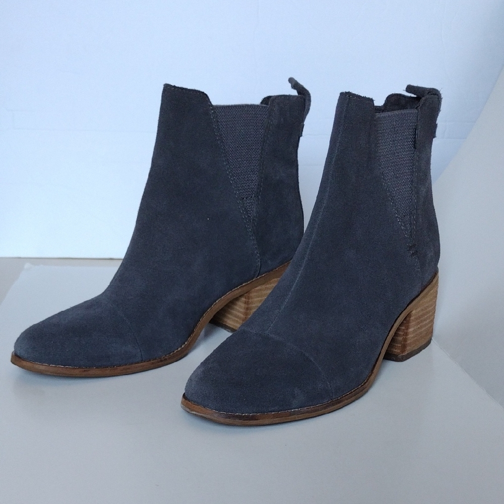 Toms Charcoal Suede Ankle Booties 8.5